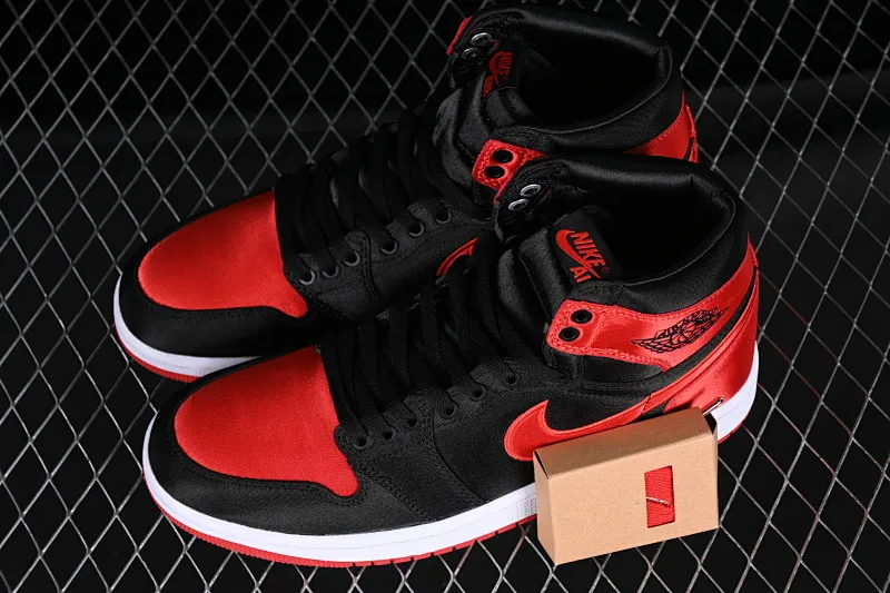 All categories Air Jordan Jordan series basketball shoes Air Jordan 1 High Z version Air Jordan 1 High OG "Satin Bred" AJ1 Joe 1 silk forbidden wear FD4810-061